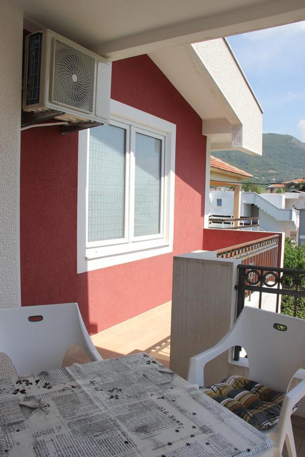 Apartments Durutovic Бар Экстерьер фото